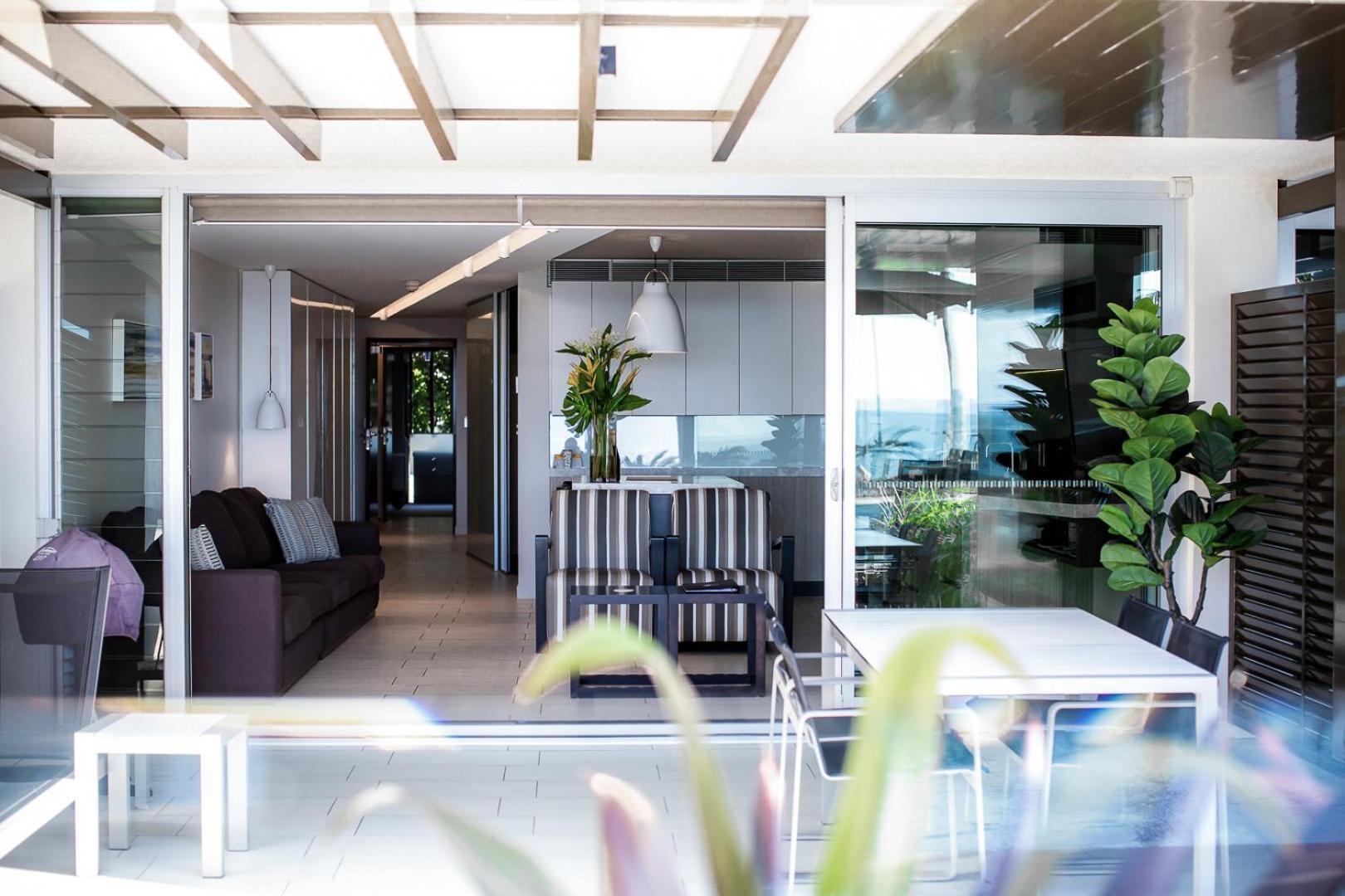 Seahaven Noosa Beachfront Resort Екстериор снимка